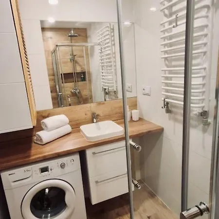 Apartament Poniatowskiego Z Parkingiem Gliwice Esterno foto
